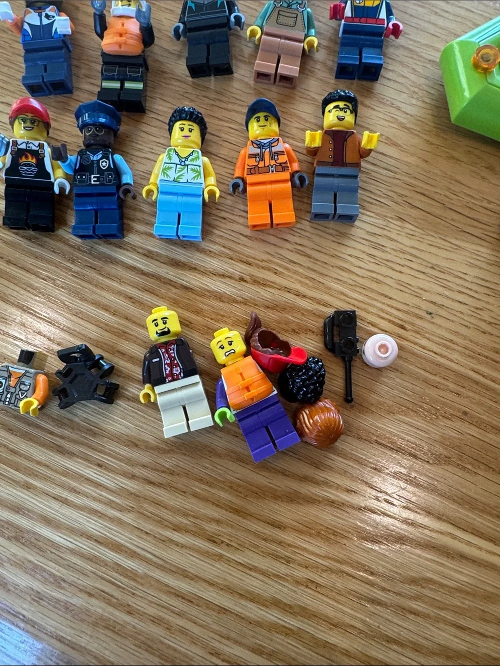 Geniune LEGO Minifigures lot of 15  plus Motorcycle, Boat accessories